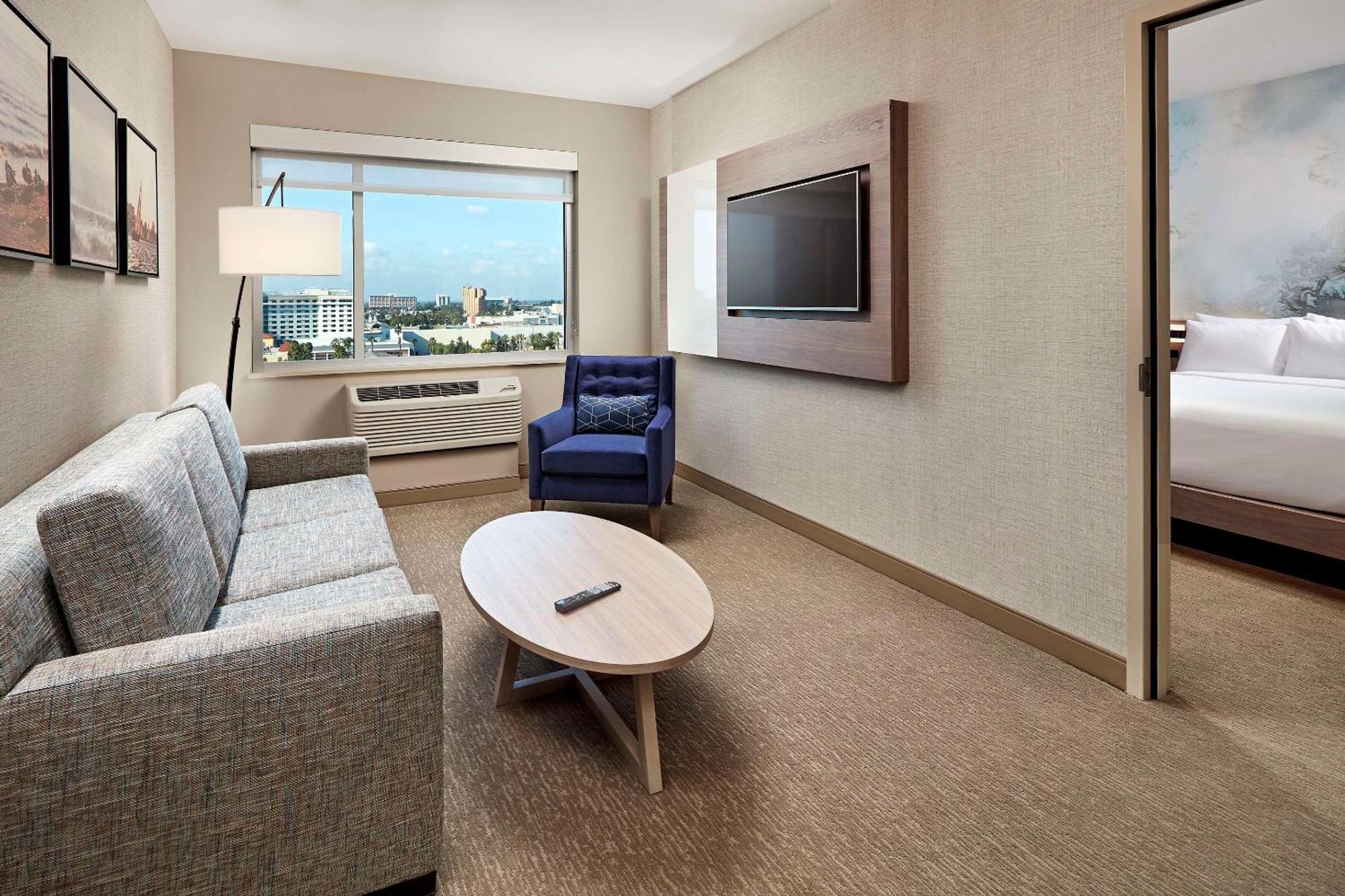Cambria Hotel Anaheim Resort Area Exterior foto